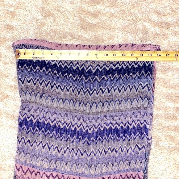 Apt. 9 pleated rayon multi colored scarf/wrap. Black, gray , plum, with fringe. - Picture 10 of 11